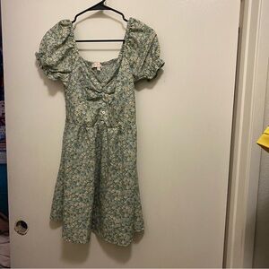 Indulge Instyle Juniors Mini Dress M Medium 32” Green White Daisies Floral